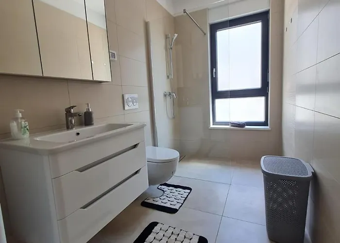 Minami באניולה